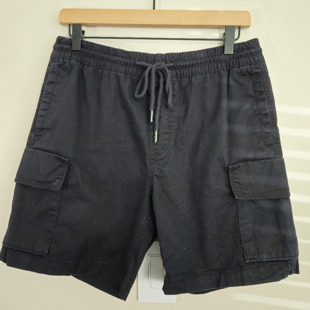 Aeropostale Black Cargo Shorts for Men Size Small Cotton /Spandex